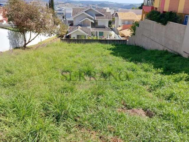 Terreno em Condomínio de Luxo em Vinhedo-SP no Bairro Buracão  600m² de Área Disponível