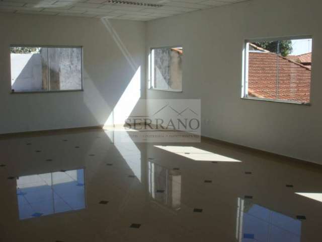 Sala comercial de alto padrão no Centro de Vinhedo-SP: 1 sala, 2 banheiros, 1 vaga de garagem, 44m²