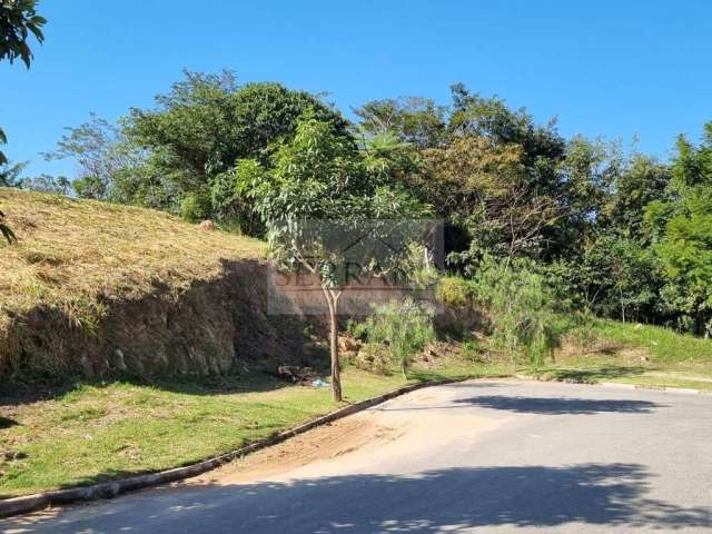 Excelente terreno à venda no Jd das Videiras - 255m² ao lado da área verde