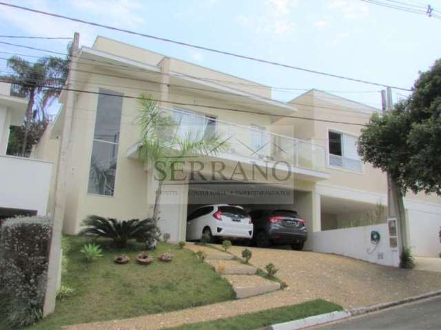 Casa de luxo em condomínio na Vila Capuava, Valinhos-SP: 3 quartos, 1 suíte, 2 salas, 2 banheiros, 4 vagas, 177m².