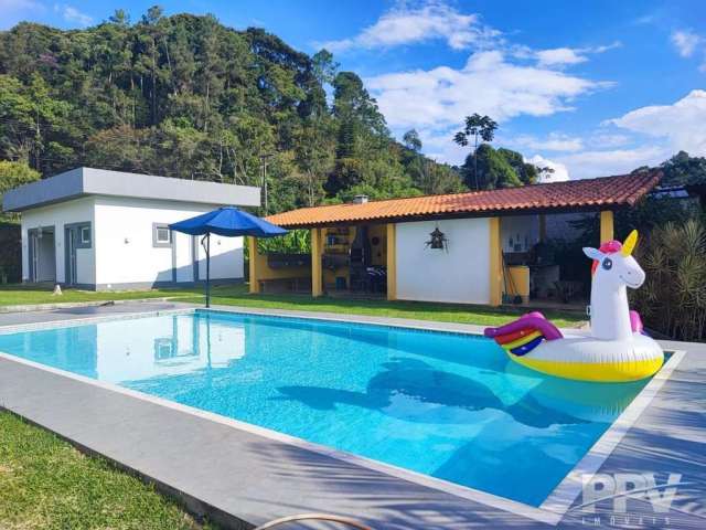 Casa em Condomínio para Venda em Teresópolis, Fazenda Boa Fé, 3 dormitórios, 4 banheiros, 4 vagas