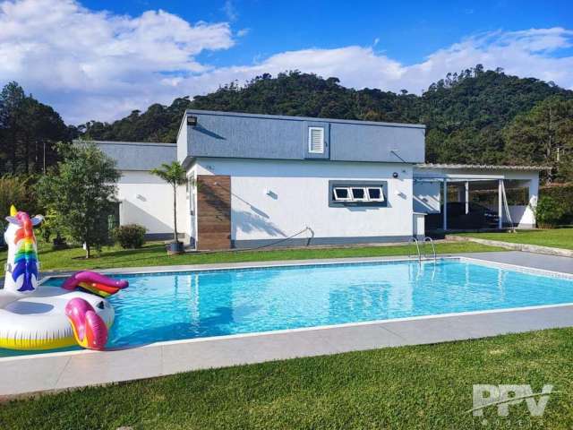 Casa em Condomínio para Venda em Teresópolis, Fazenda Boa Fé, 3 dormitórios, 4 banheiros, 4 vagas