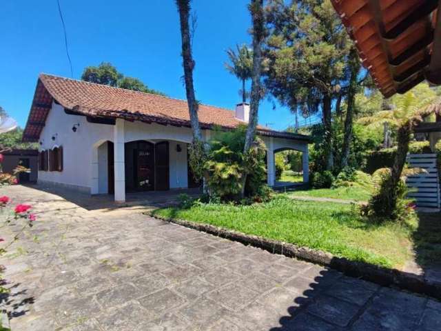 Casa para Venda em Teresópolis, Comary, 3 dormitórios, 1 suíte, 2 banheiros, 3 vagas