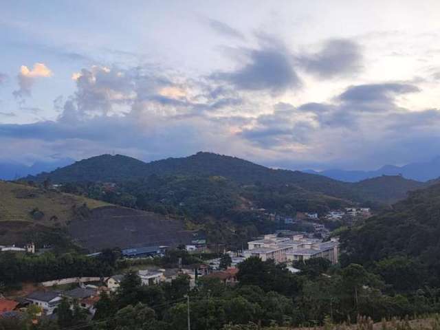 Lote em Condomínio Fechado para Venda em Teresópolis, Prata