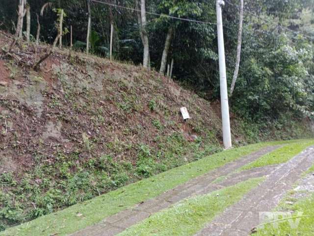 Lote em Condomínio Fechado para Venda em Teresópolis, Serrinha