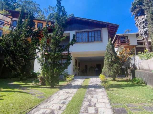 Casa em Condomínio para Venda em Teresópolis, Carlos Guinle, 3 dormitórios, 1 suíte, 2 banheiros, 3 vagas