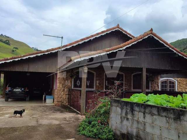 Casa para Venda em Sumidouro, Soledade, 3 dormitórios, 3 banheiros, 2 vagas