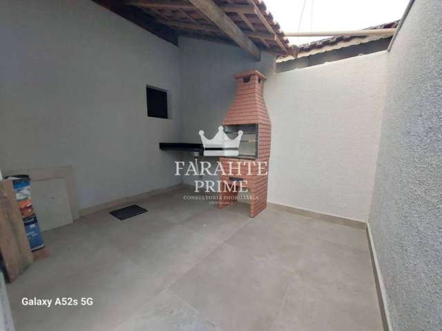 CASA TÉRREA 2 DORMITÓRIOS 1 SUÍTE 2 VAGAS CHURRASQUEIRA 70 m² VILA TUPI PG