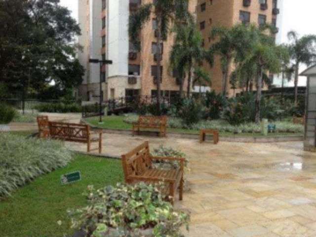 Apartamento residencial semi novo no Rio Branco