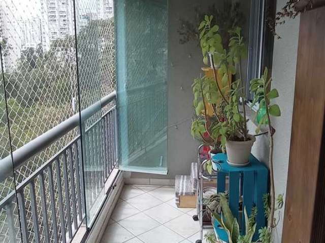 Apartamento em Vila Suzana, São Paulo/SP