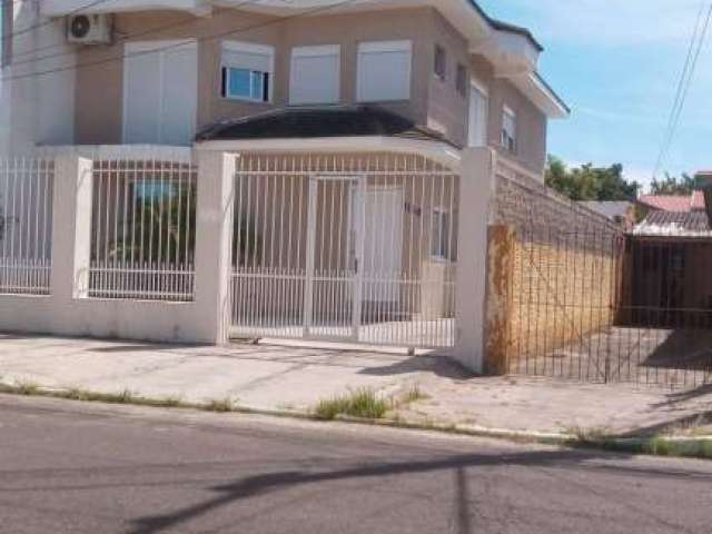 Sobrado Com 3 Dormitórios  237,00 M² Rua Santa Cruz Bairro Niterói Canoas RS