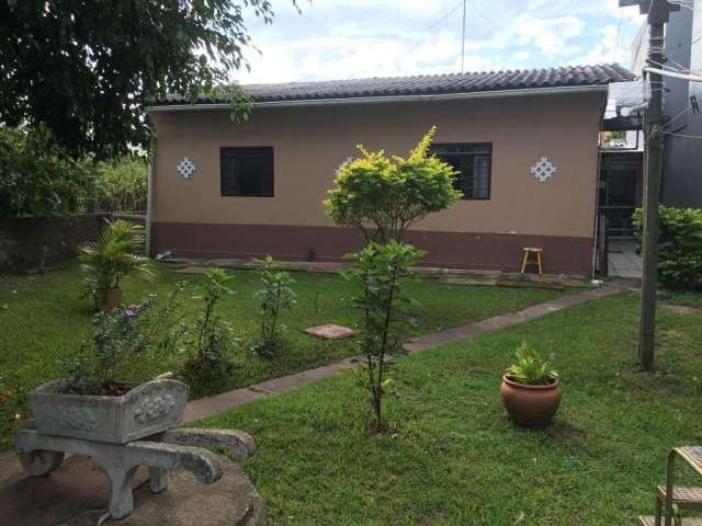 Casa 3 Dormitórios na Rua Pândia Calogeras , Bairro Niterói - Canoas