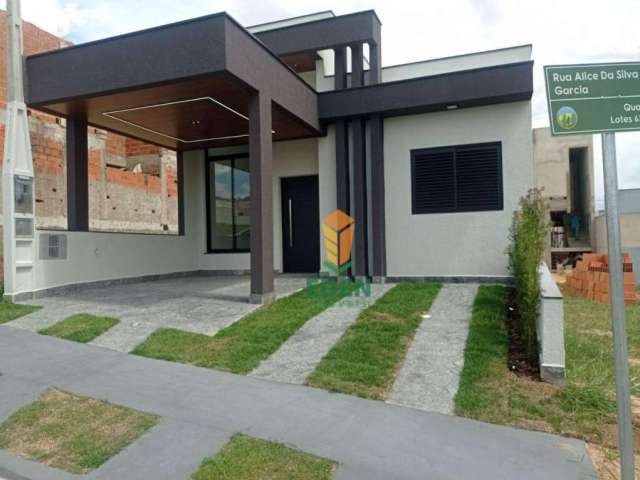 Belíssima casa para venda com piscina no Condomínio Horto Florestal Villagio I - Sorocaba/SP