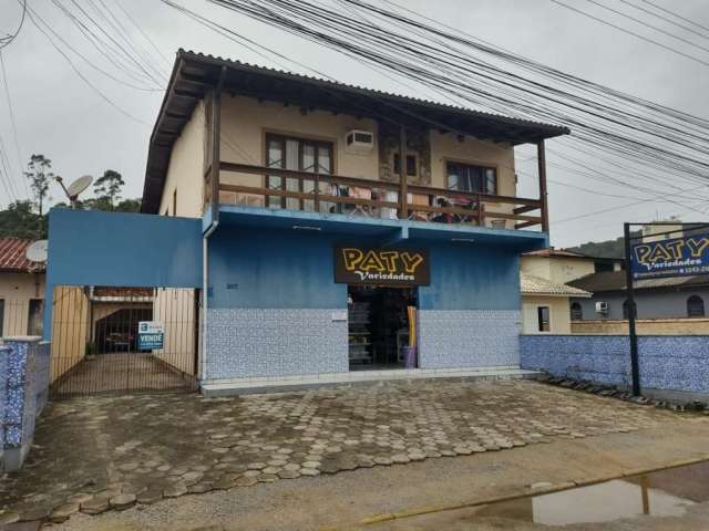 Casa à venda em Rio Caveiras, Biguaçu  por R$ 980.000