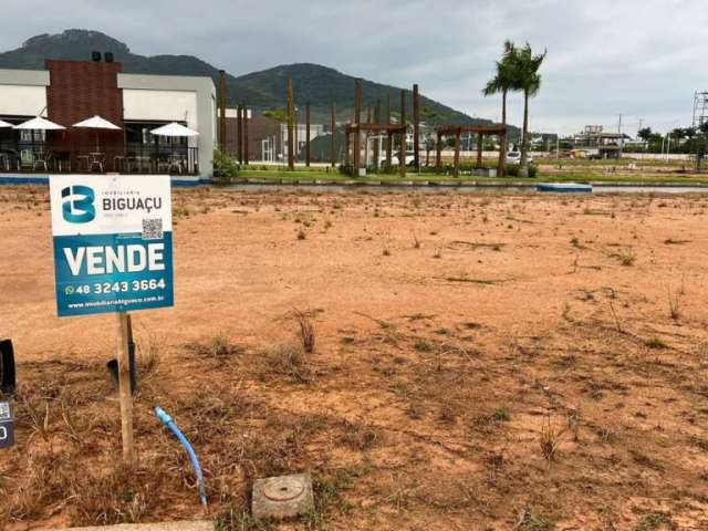 Terreno em condomínio fechado à venda em Deltaville, Biguaçu  por R$ 355.000