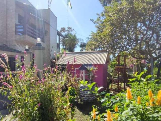 Casa com 5 quartos à venda no Jardim Janaina, Biguaçu  por R$ 2.100.000