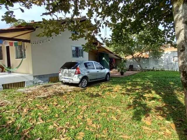 Casa com 2 quartos à venda no Bom Viver, Biguaçu  por R$ 440.000