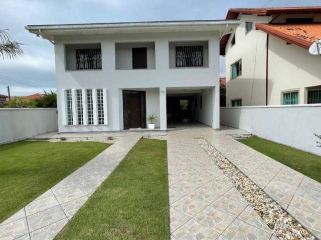 Casa com 3 quartos à venda na Praia João Rosa, Biguaçu  por R$ 1.100.000