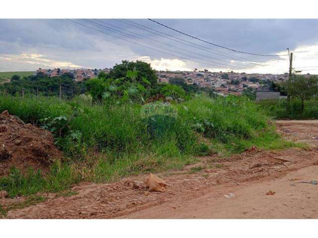 Terreno à venda no Parque das Laranjeiras, Mogi Mirim