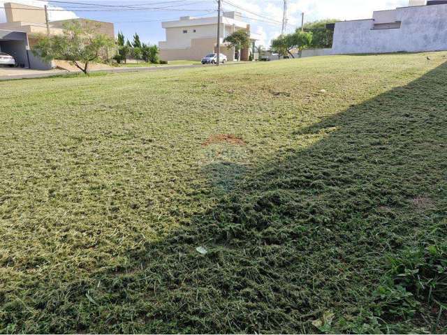 Terreno de 342 m² em Condomínio fechado na cidade de Mogi Mirim