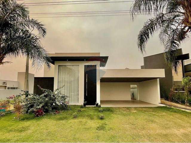 **Moderna Casa em Cond. Palm Park, Estiva Gerbi, SP**