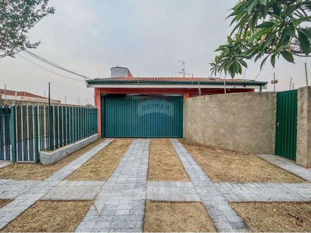 Casa a venda com 243m² de área , Nova Mogi, Mogi Mirim-SP