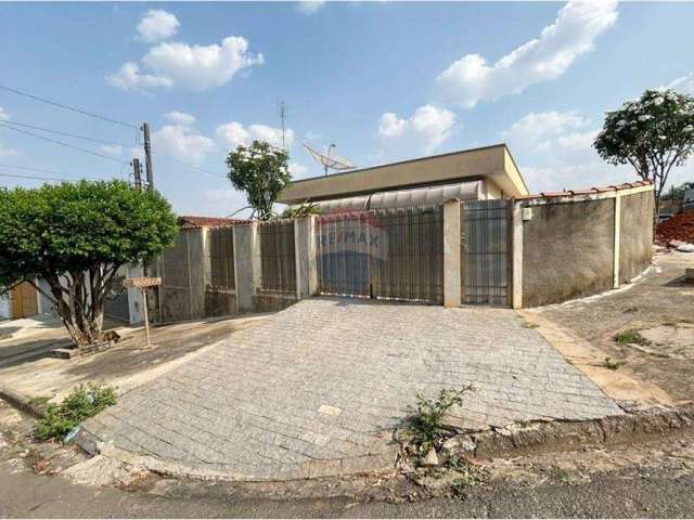 CASA À VENDA  4 dormitórios por R$275.160 - JARDIM MUNHOZ MOGI GUAÇU-SP.