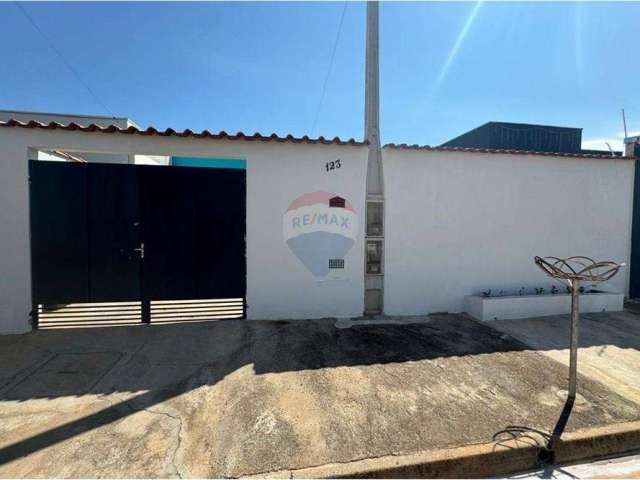 Casa de quatro dormitórios a venda no Jd Sakaída Mogi Guaçu