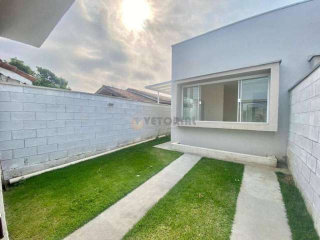 Casa geminada
 com 2 quartos, 66m², à venda em Caraguatatuba, Balneário dos Golfinhos