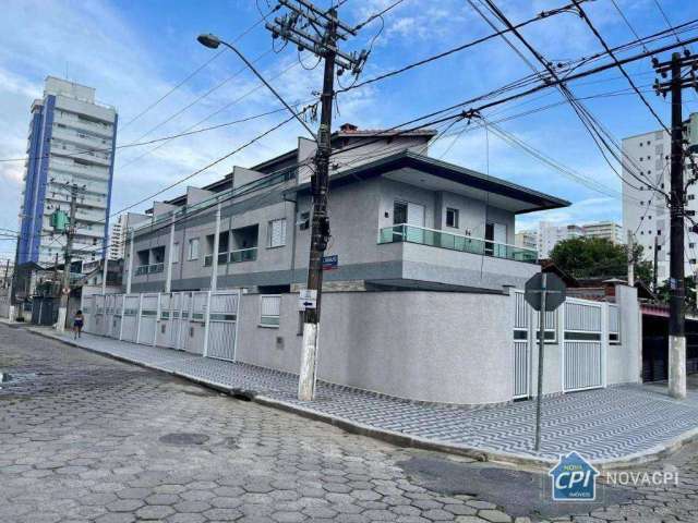 Casa de Condomínio em Praia Grande com 3 Quartos