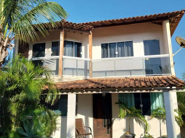 Encante-se com esta Casa de 5 Quartos Próxima ao Centro de Unamar, Segundo Distrito de Cabo Frio! Oportunidade Única de Viver com Conforto e Proximidade de Tudo. Agende sua Visita Agora Mesmo!'