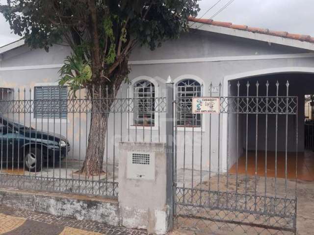 Casa com 3 quartos à venda na Vila Joaquim Inácio, Campinas , 198 m2 por R$ 470.000