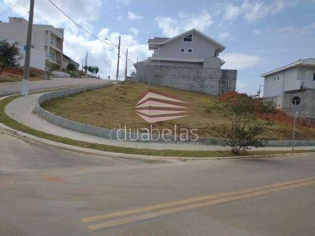 Terreno de esquina no Residencial Mantiqueira