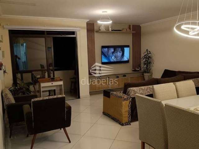 Lindo apartamento na Av. Cidade Jardim