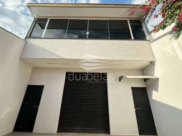 Uma Linda Casa com Ponto Comercial