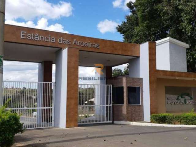 Lote de 1000 m2 em condomínio fechado com portaria 24 Horas !!