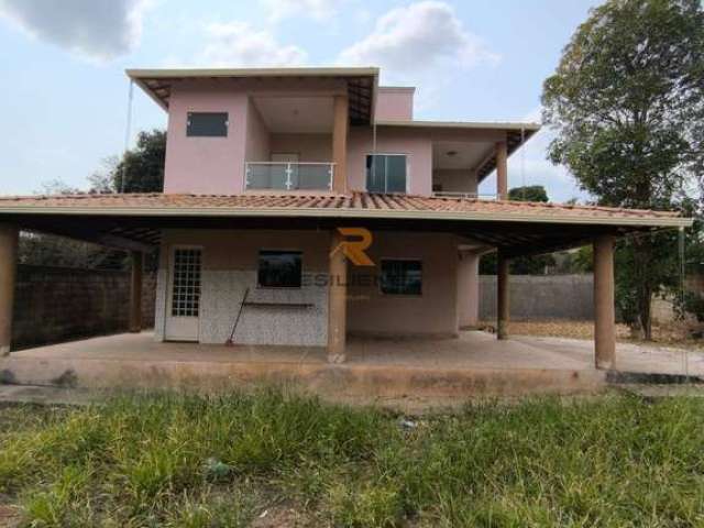 Casa com 04 quartos a venda em bairro tradicional aqui em Lagoa Santa-MG!