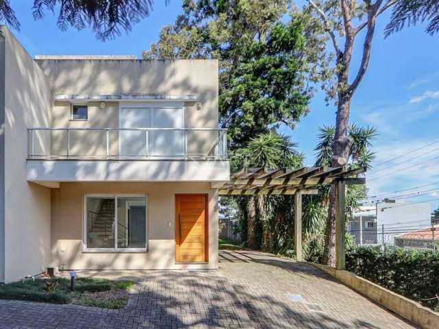 Casa em condomínio fechado com 3 quartos à venda na Rua Jacundá, 66, Guarujá, Porto Alegre por R$ 695.000