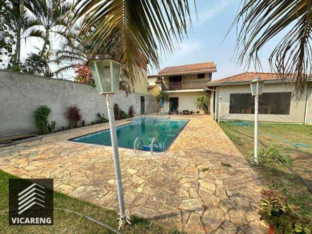 Casa com 3 dormitórios à venda, 250 m² por R$ 670.000,00 - Colina de São Pedro - São Pedro/SP