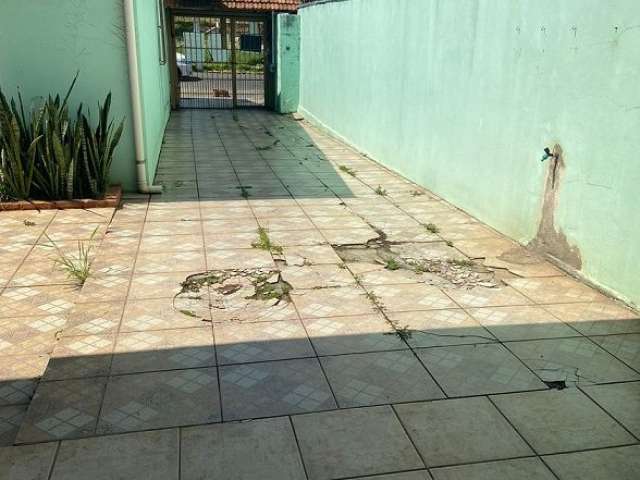 Casa de 60 m², com 02 dormitórios, para venda