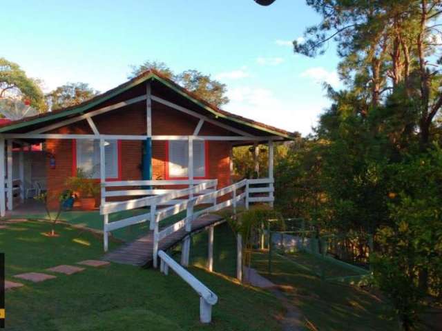 Sítio à venda em Cunha/SP  4 Suítes  Piscina  Chalés