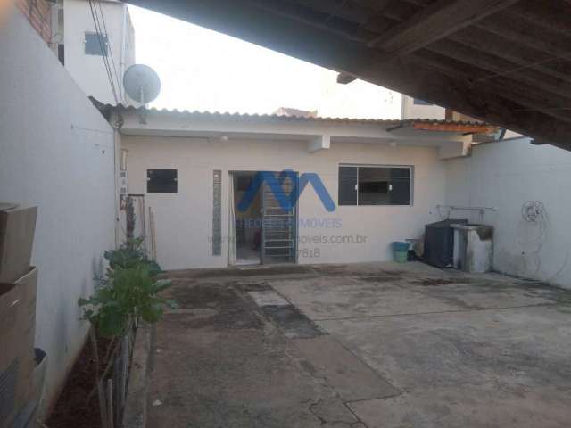 Linda Casa de Vila à Venda!