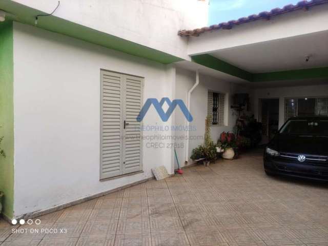 Excelente casa ampla com ponto comercial!