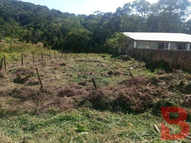 Terreno limpo medindo 475,00 m², região em grande desenvolvimento itapoá/sc - r$ 160.000,00