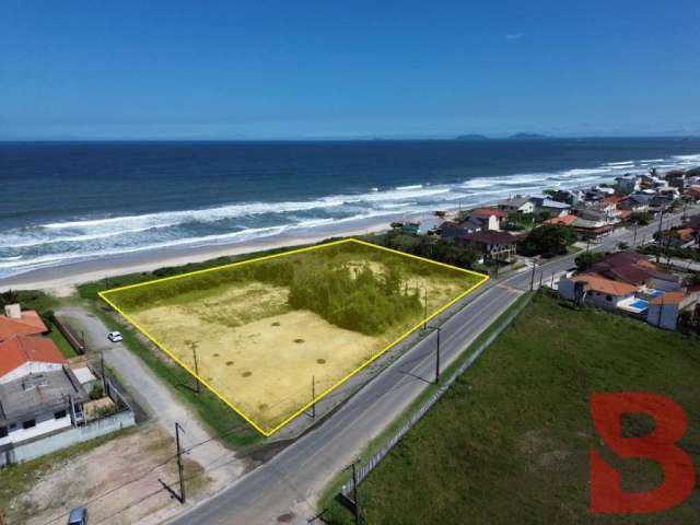 ÁREA FRENTE PARA O MAR, na Barra do Saí com 5.590,00m2, excelente para empreendimento - com licenciamento ambiental para supressão de vegetação.