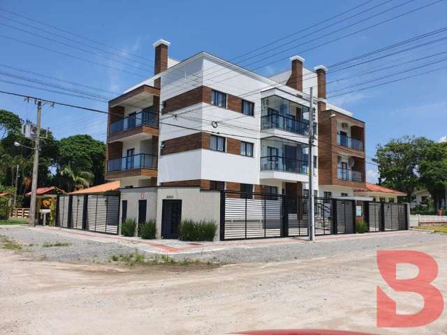 Cobertura duplex com vista mar, 240 metros da praia, amplo terraço!