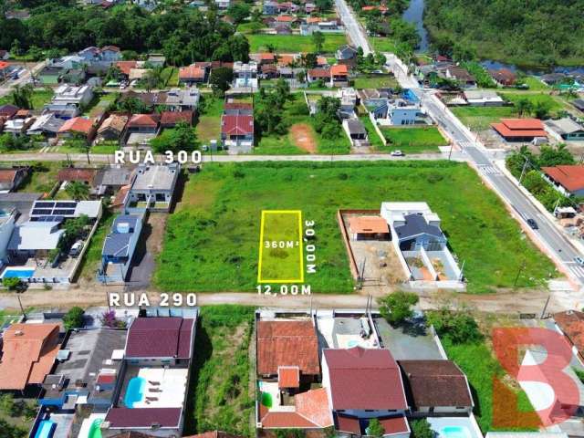 TERRENO COM 360,00m2, NA BARRA DO SAÍ, RUA 290- APENAS 600 METROS DO MAR