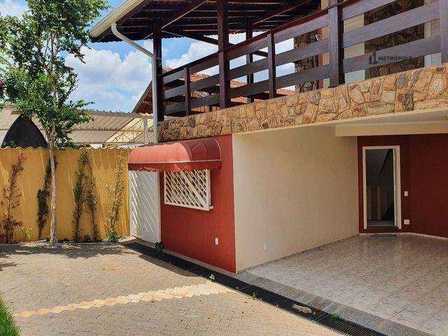 Casa com 3 dormitórios à venda, 300 m² por R$ 720.000,00 - Jardim do Lago - Campinas/SP