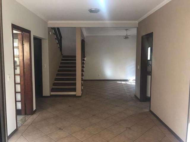 Casa com 3 dormitórios à venda, 240 m² por R$ 720.000,00 - Vila Coralina - Bauru/SP