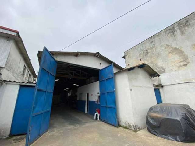 Barracão / Galpão / Depósito à venda na Rua Octavio Corrêa, Estuário, Santos por R$ 1.200.000